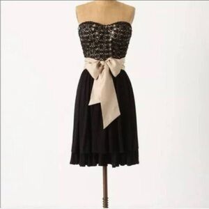ANTHROPOLOGIE Lil Black Ribbon Tie Crochet Boho Lace And Light Strapless Dress